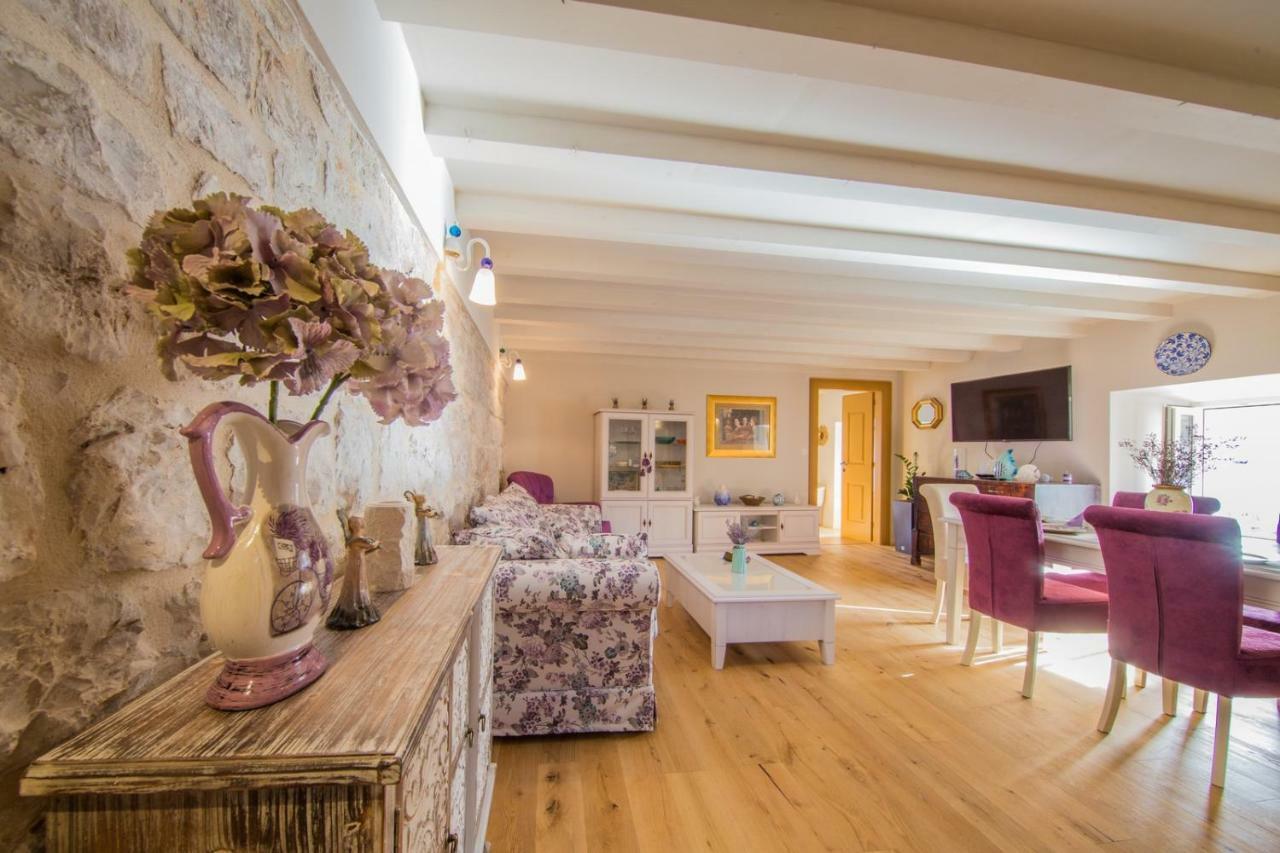 Komiža Villa Martina מראה חיצוני תמונה